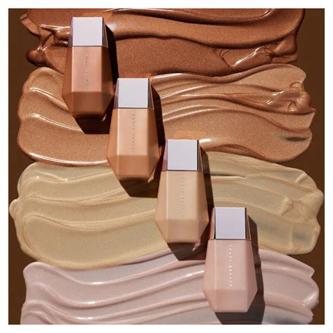 fenty beauty illuminator body.